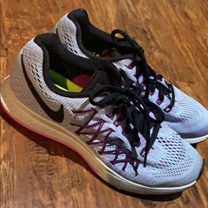 Nike women’s zoom Pegasus 32